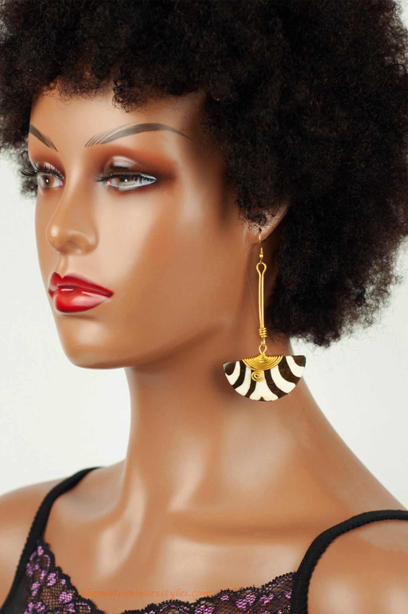 Ébène et Couleurs Styles-boucles d'oreilles os et laiton