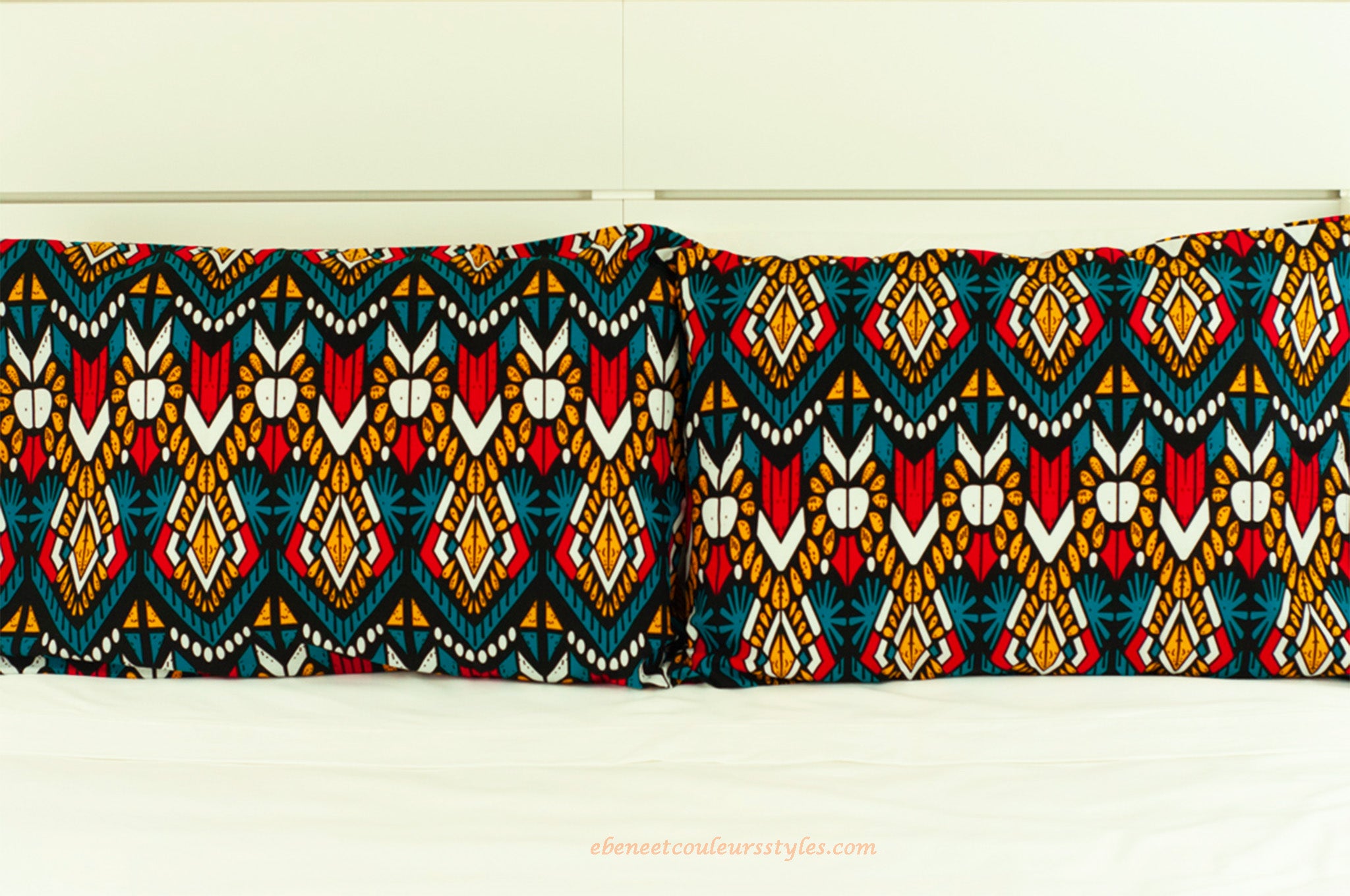 Ébène et Couleurs styles- taie d'oreiller