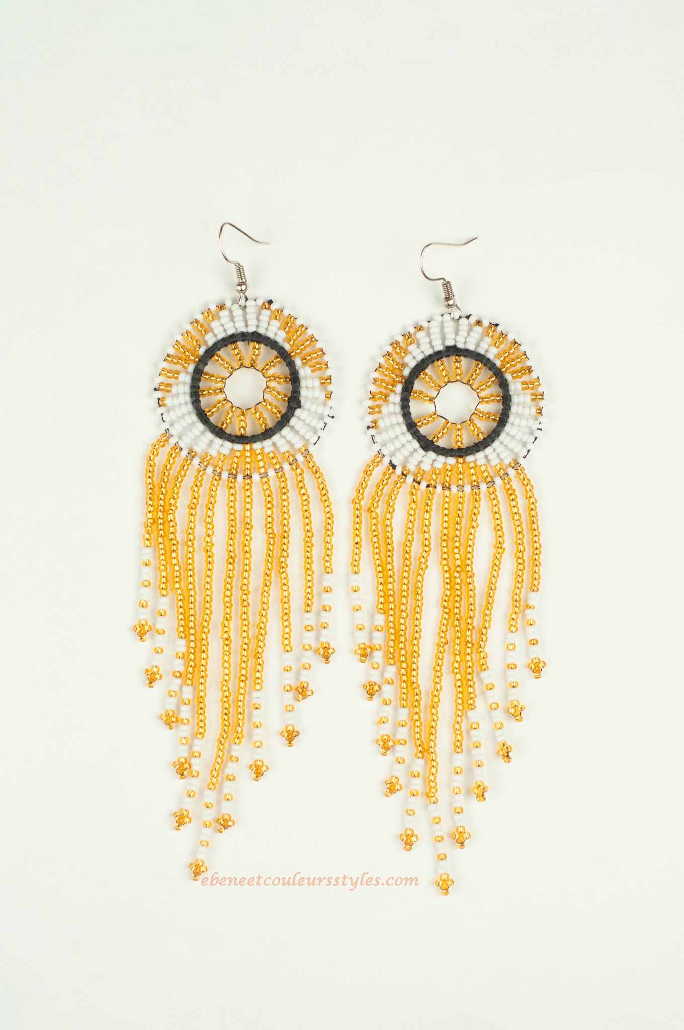 Ébène et couleurs styles-boucles d'oreilles frange doré et blanc