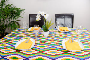 Nappe de table/ Table cloth /Serviettes/ Napkins.