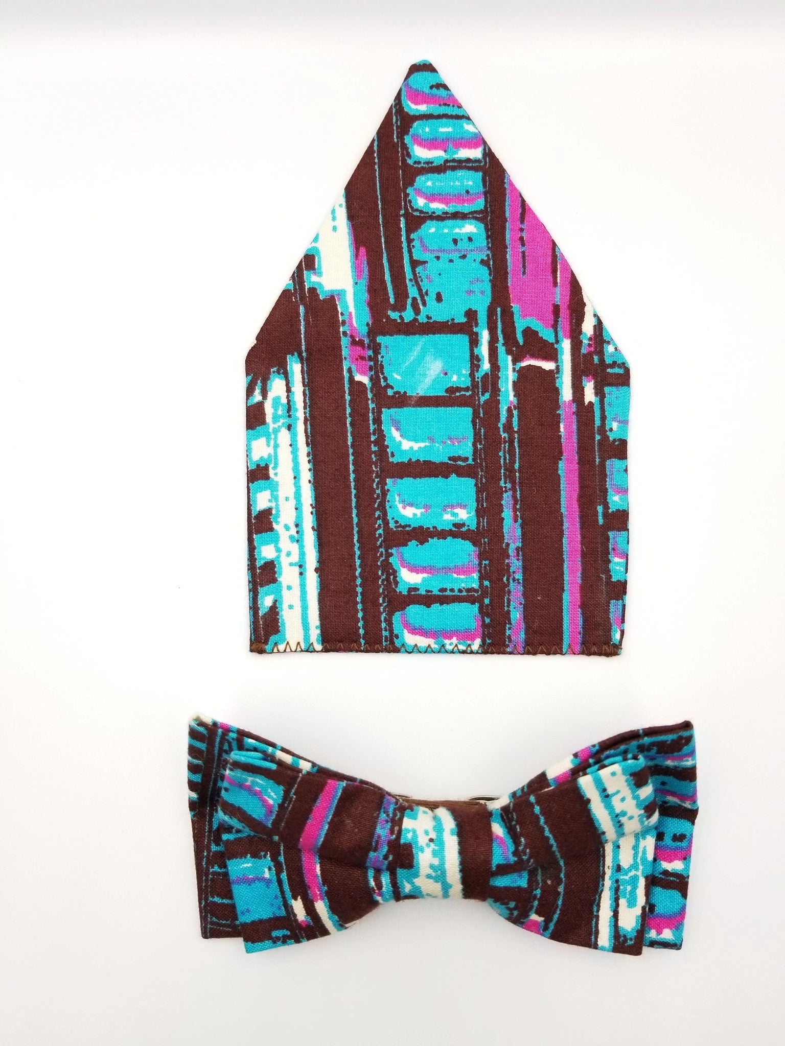 Noeud papillon et pochette wax africain / African wax bow tie and pocket handkerchief