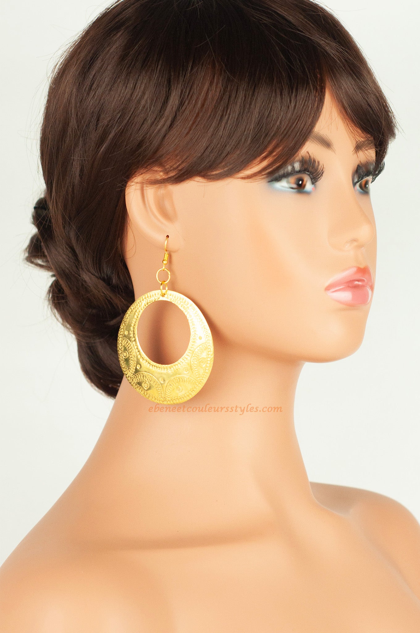 Boucles d'oreilles Doré 003.